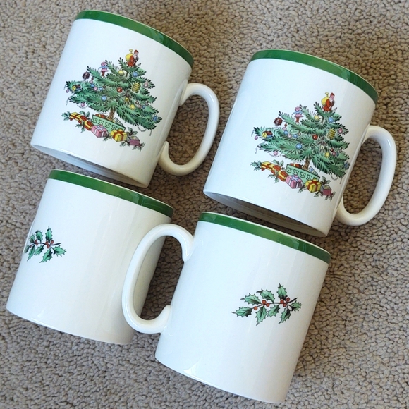 Spode Other - Set of 4 Spode Tom & Jerry Christmas Tree mugs NIB